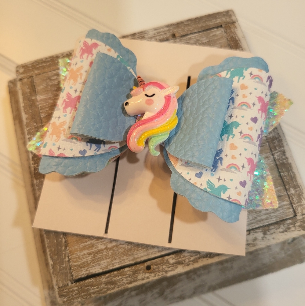 NWT Faux Leather Quality Blue and Pink Unicorn Clip on Bow, Made in the USA